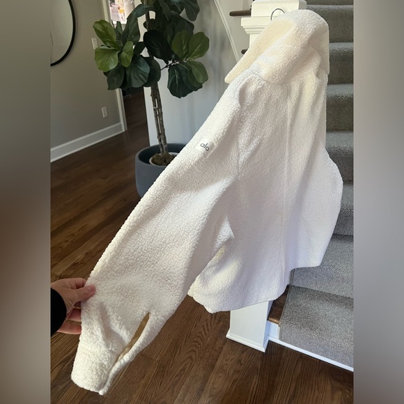 alo | oversized Sherpa shacket jacket | Cream XS - Picture 3 of 4